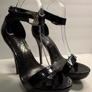 Delicious 5 inch heels with velcro ankle strap